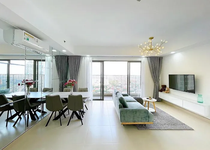 River Inn Apartment With Pool & Gym